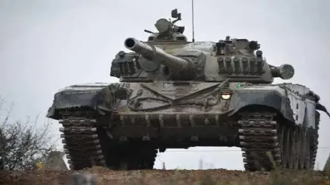 波兰已向乌克兰提供200多辆T-72坦克