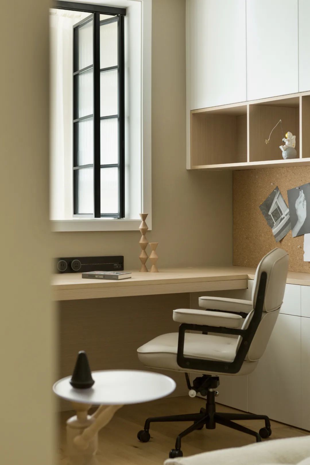 143㎡精装房轻改造独立书房全开窗户满足屋主的精神价值