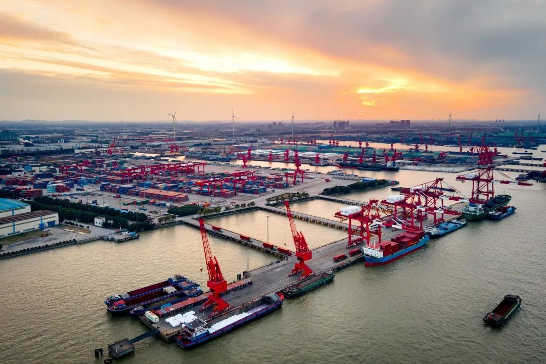 同比增加23江阴港一季度船舶货物载运量创同期历史新高