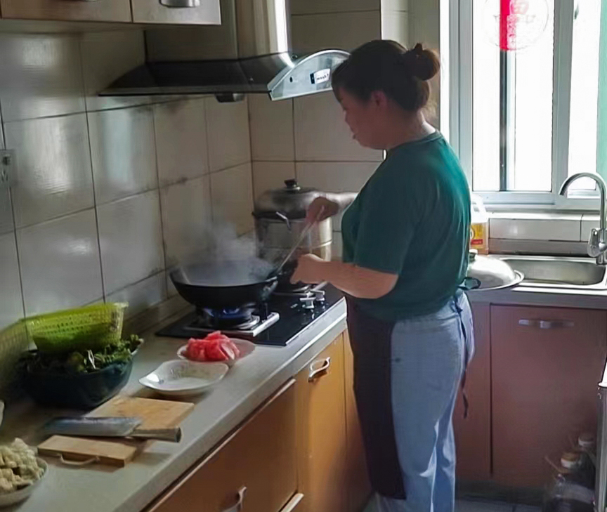 合肥35次疫防会商会结束 "三区"生活服务优化提升志愿者迅速行动凤凰