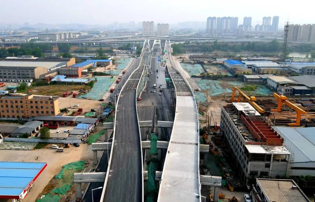 徐韩快速路秦洪桥以北段进入收尾阶段徐韩高架快速路1标桥梁工程已