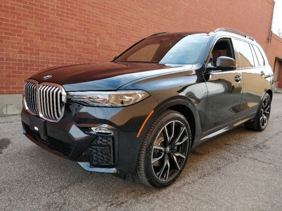 2021款宝马x7五月盛惠天津港现车走俏