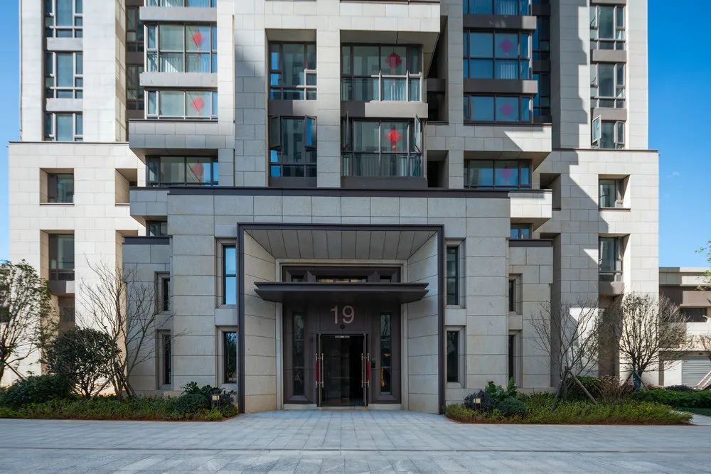 值此春夏相交之际龙悦华府五一特惠重磅上线