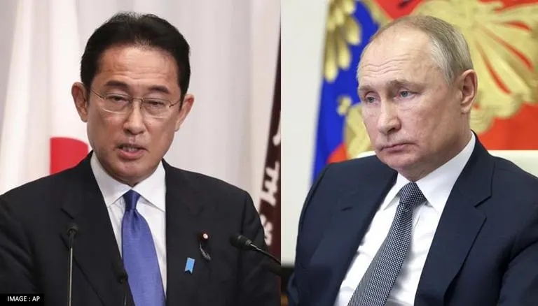俄羅斯總統普京（右）和日本首相岸田文雄。圖源：AP