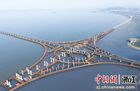 杭甬复线宁波一期滨海互通。浙交建设公司 供图