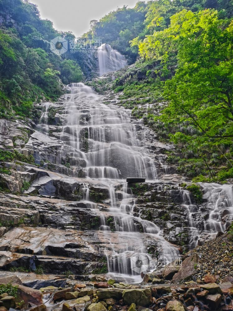 铅山附近的旅游景点图片