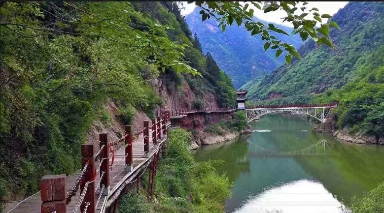 大美秦岭 魅力宝成 陕西文化旅游列车宝鸡首发