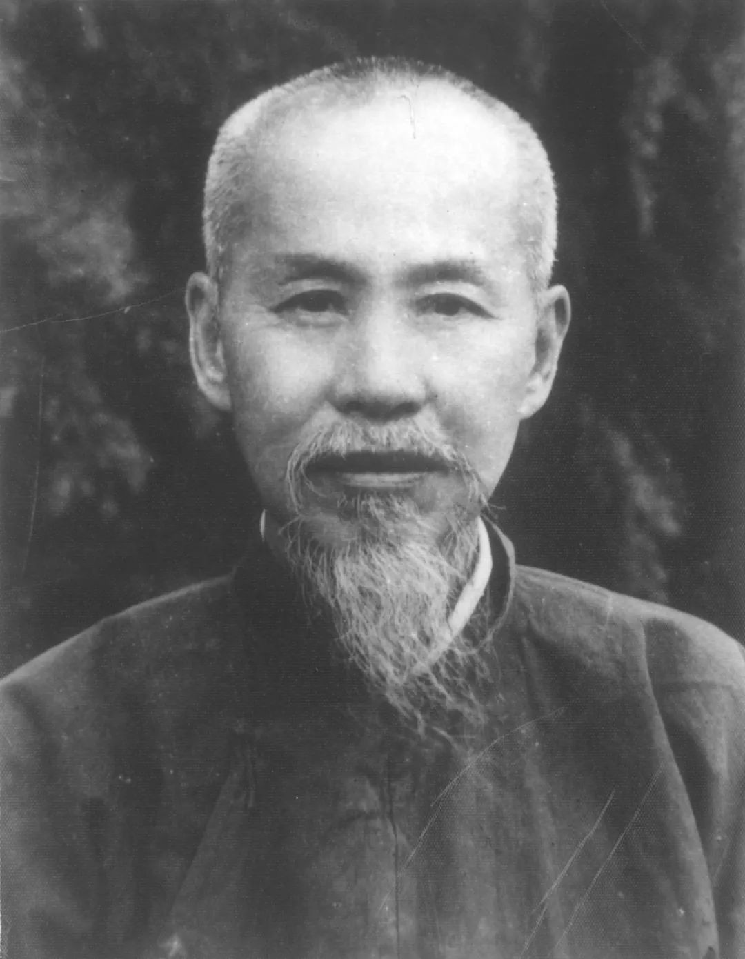 熊十力（1885-1968），儒学家，1922年起在北大教授“佛家法相唯识”