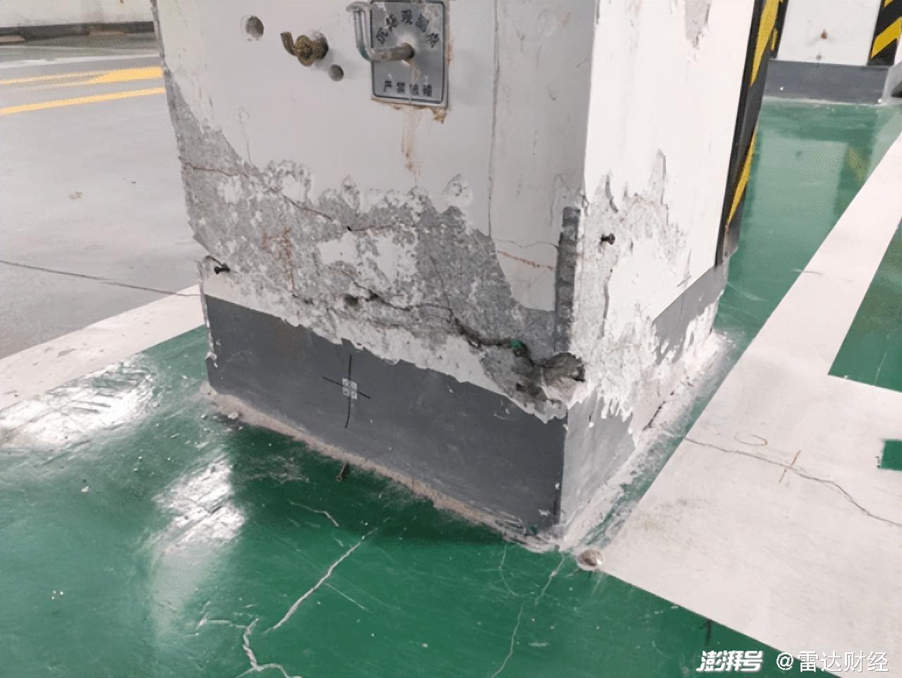 业主称碧桂园负责的楼盘B区地下室结构柱顶部和底部断裂