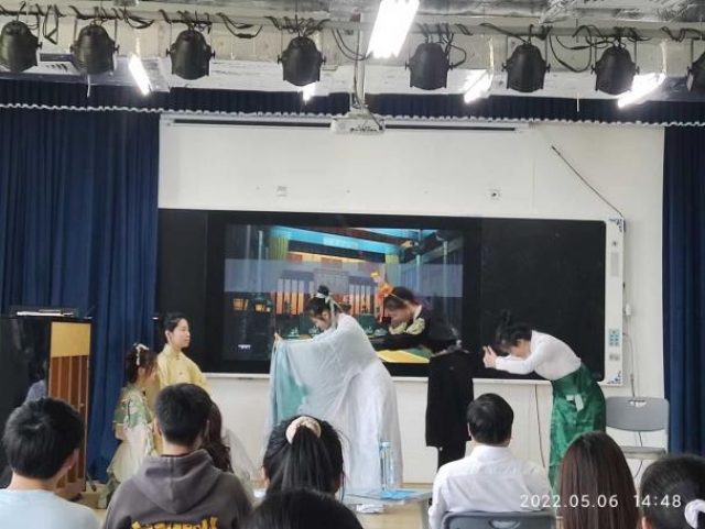 课本剧展演