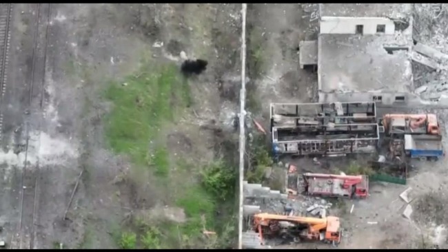 亚速钢铁厂地下出口遭封锁 乌方感叹俄军无人机实在无解