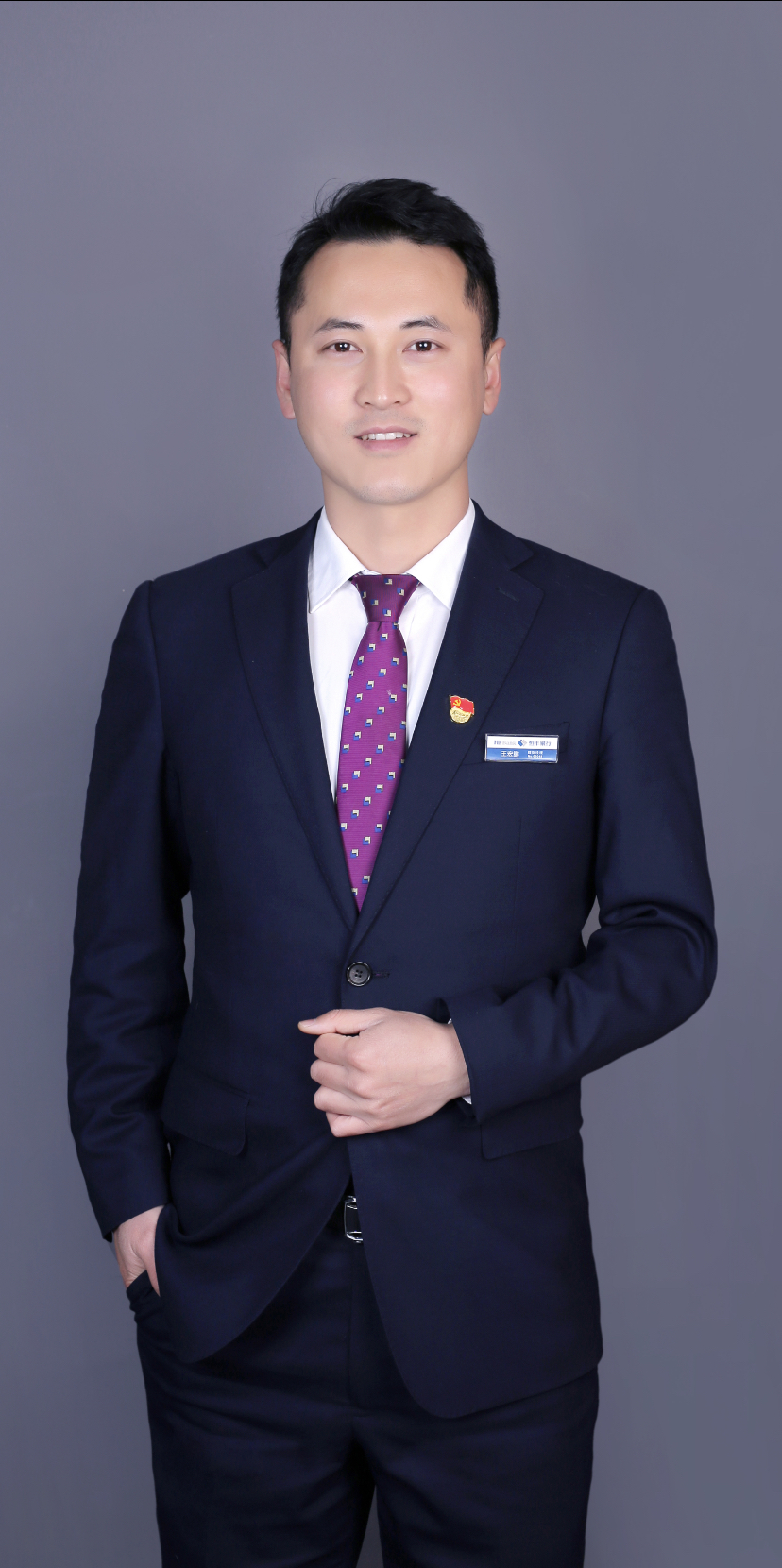 柜台,是恒丰银行对外服务的窗口,是直面客户沟通的桥梁.