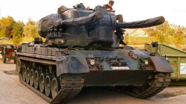 德国计划向乌克兰提供坦克和榴弹炮 并着手训练乌军