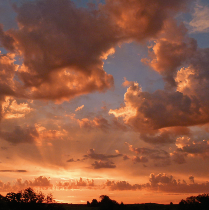 混合天空，科林·恩泽尔（会员编号43050）摄于法国上马恩省的科龙贝—勒—舒瓦瑟尔。