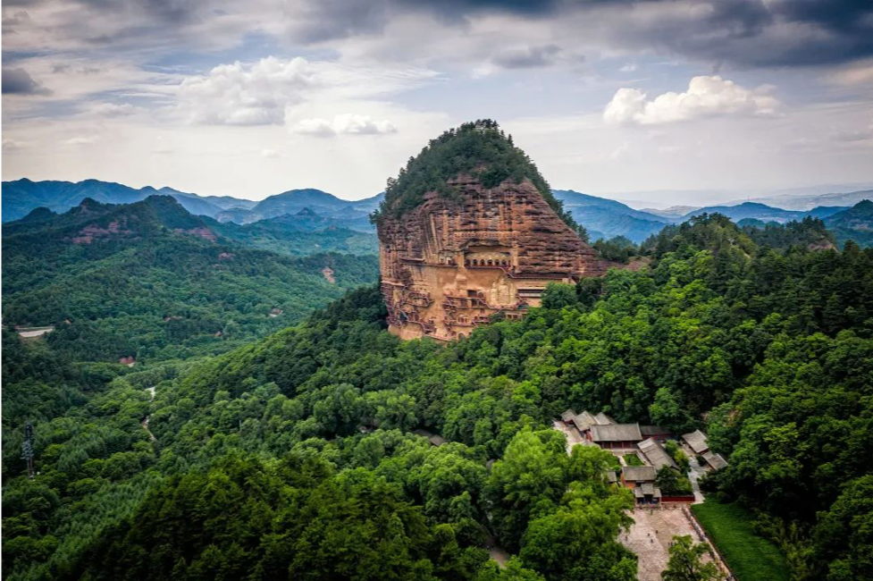 麦积山石窟