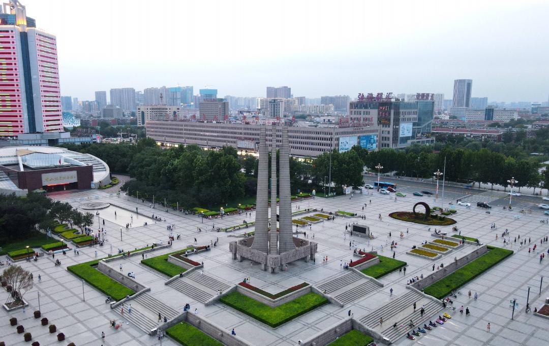 唐山：奋力开创新时代“三个努力建成”“三个走在前列”新局面