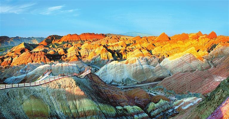七彩丹霞