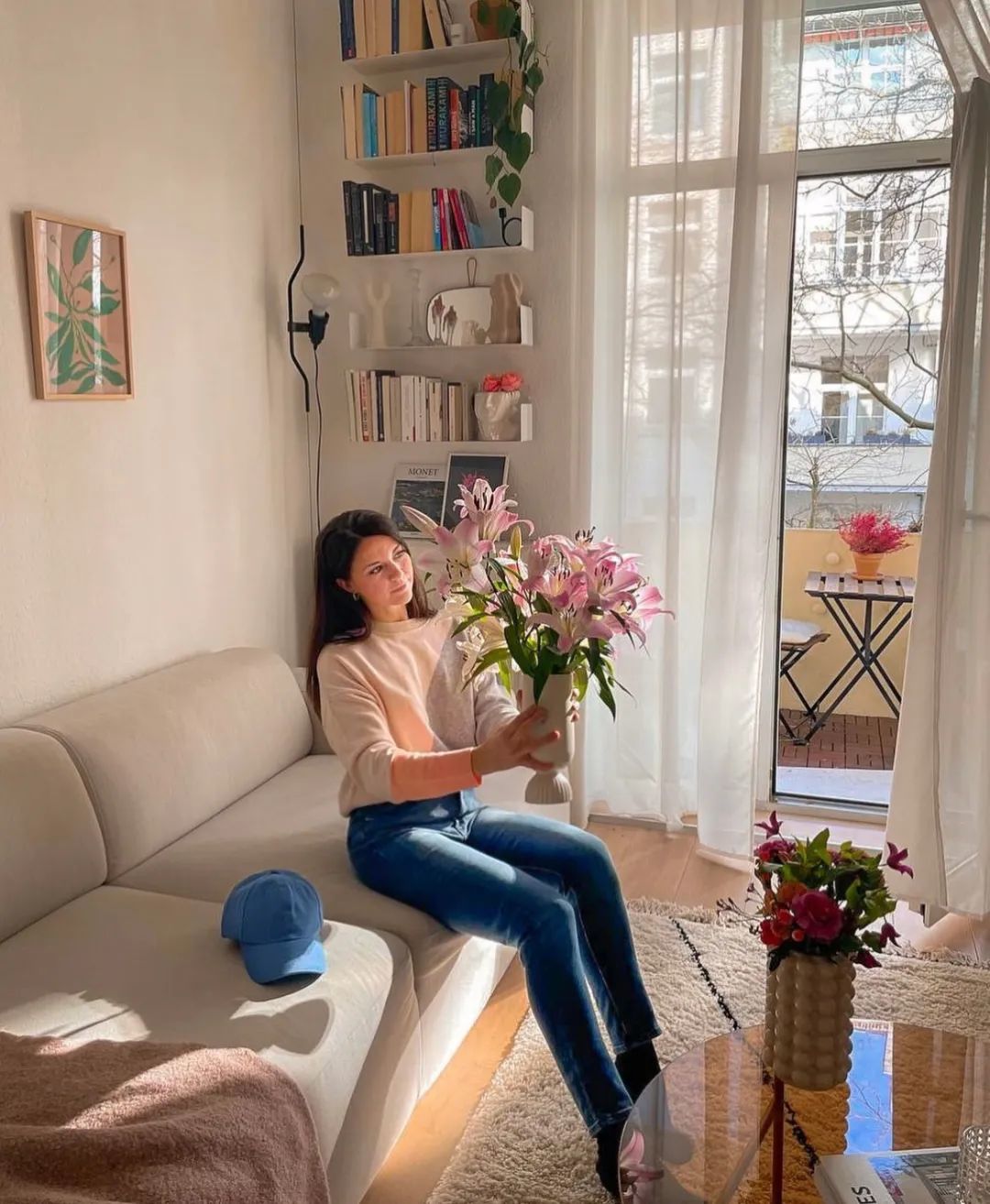 德国女主晒出独居生活照,小巧温馨的家带露台,一个人生活有多香