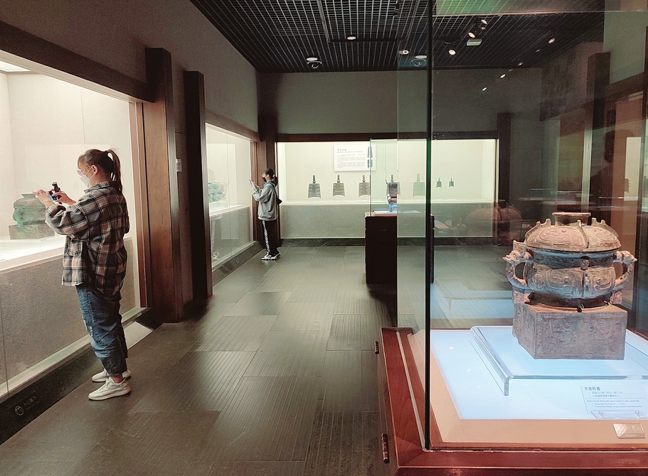 山西博物院展厅里领略山西历史文化