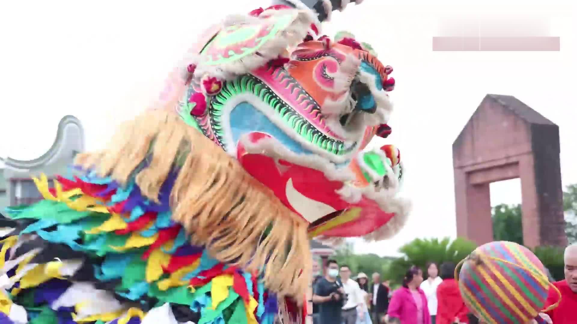 舞青草狮,赏南亩灯舞,韶关南雄非遗文化进珠玑古巷