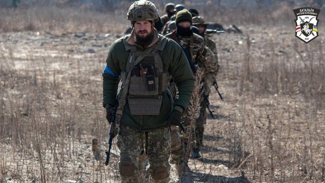 白俄志愿军组织在社交媒体上放出了阵亡军人的照片