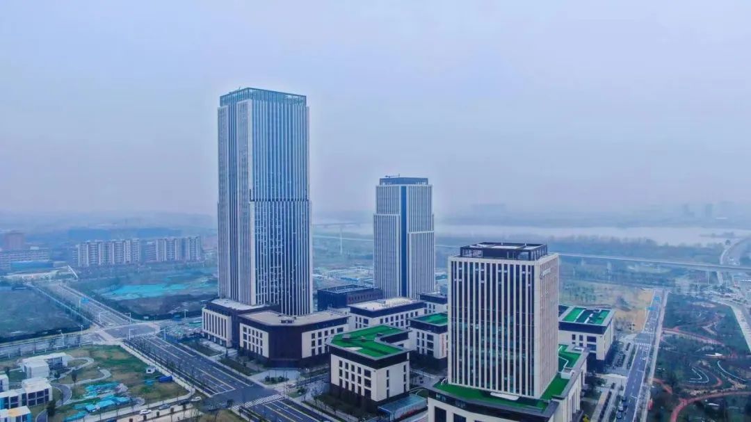 扬州市政府大楼图片