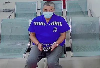 (被告人)