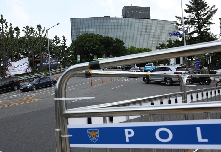 拜登安保人员醉酒后袭击韩国公民被捕