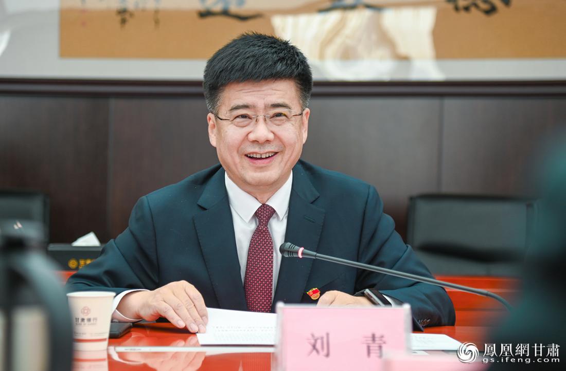 甘肅銀行黨委書記、董事長劉青表示，此次戰略合作協議的簽署，是雙方確保能源安全、建設能源強省的實際行動。李德宇 攝