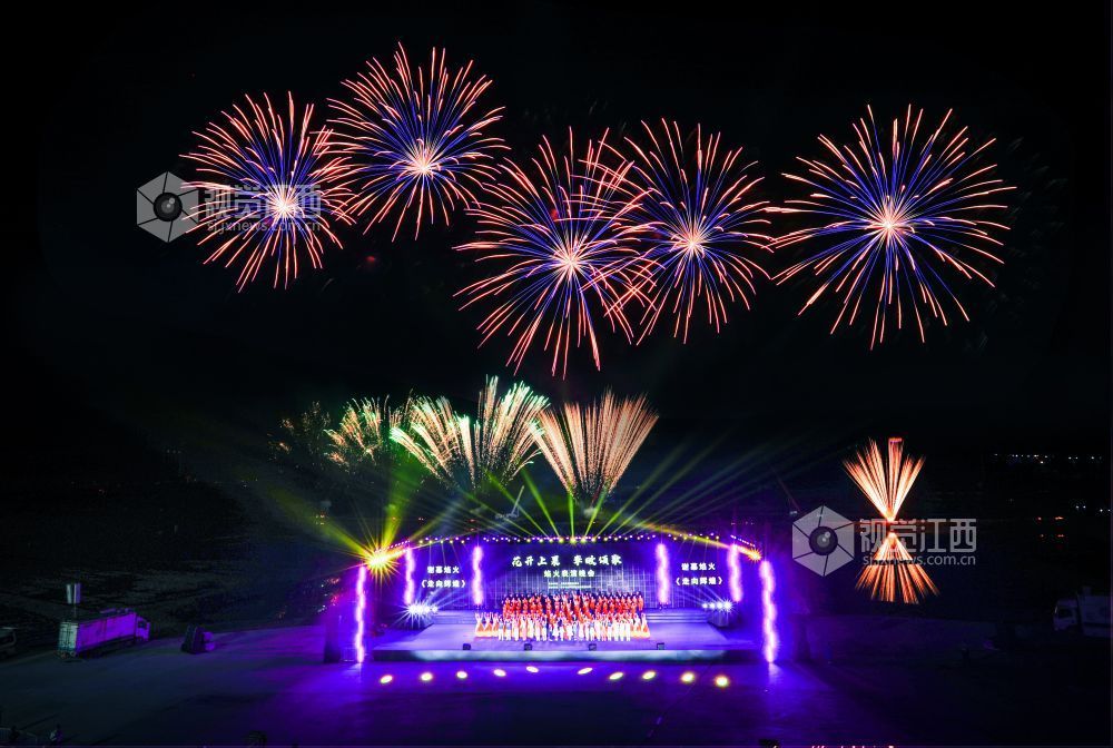 刘芸池 摄花炮产业是上栗县的传统产业,因此上栗也享有"中国烟花爆竹