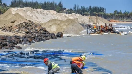 海口西海岸海滩生态修复补砂 构建蓝色海湾_凤凰网
