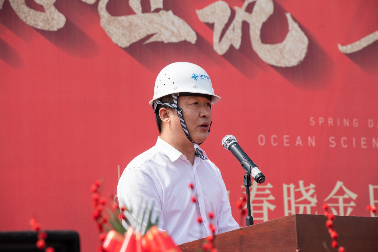 倾心匠筑 喜封金顶