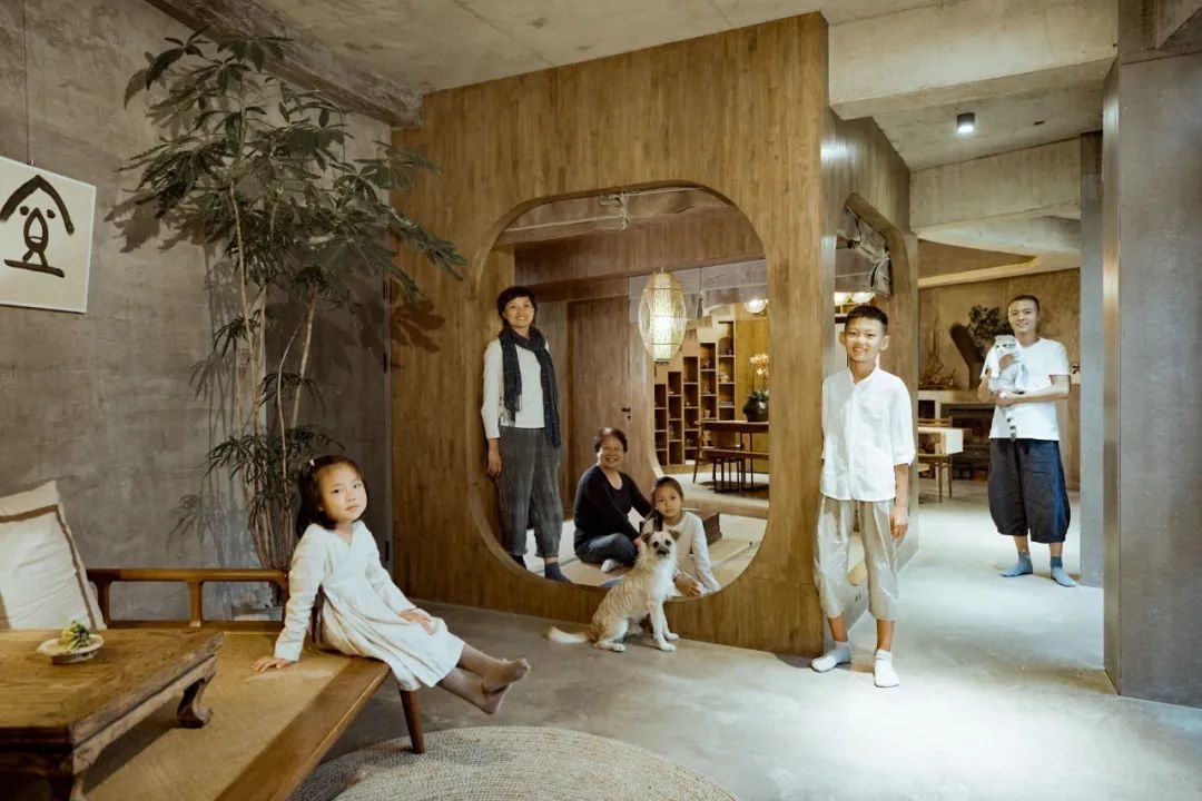 上海夫妻借1300万回乡造房,疫情下躲过一劫