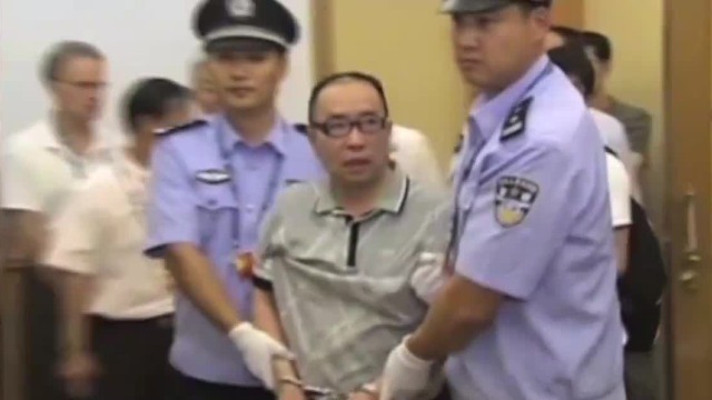 远华走私案首犯嫌疑人赖昌星逃亡12年，加拿大当局终于将赖昌星遣返中国