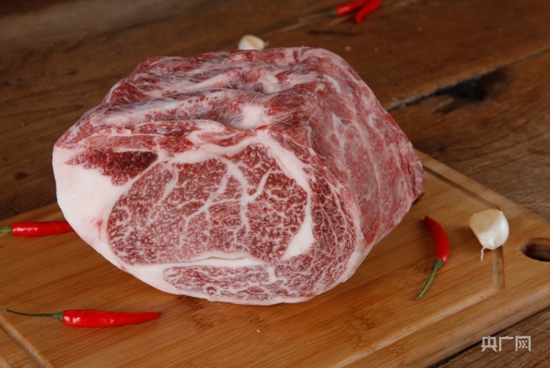 泾川县旭康食品有限公司优质雪花牛肉（央广网发 程强 供图）