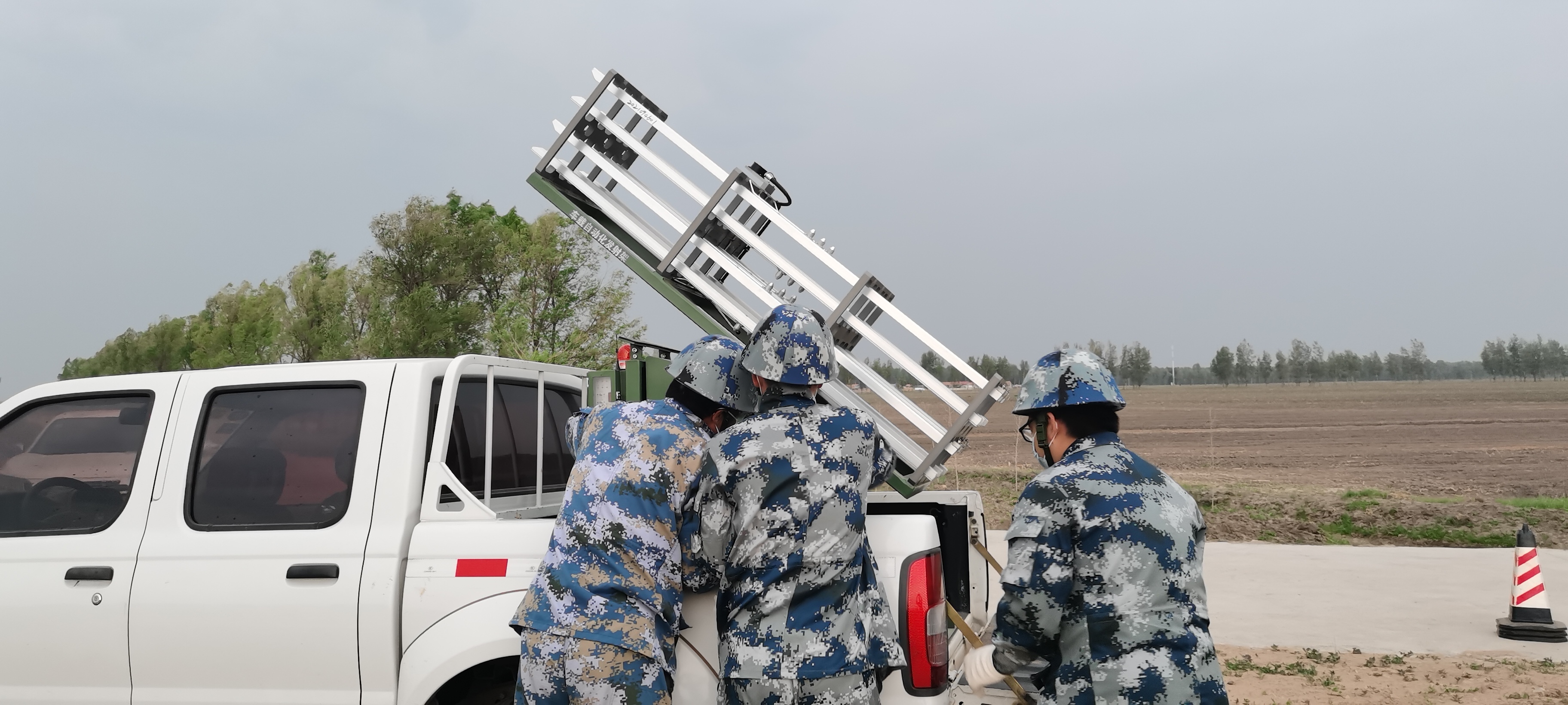 航天科技四院千枚增雨火箭弹助力抗旱保春播
