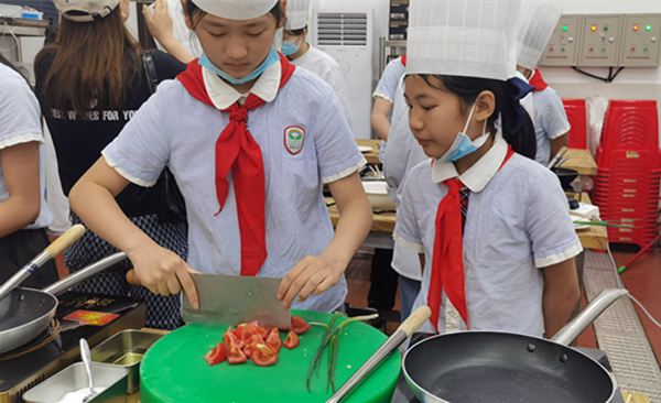 合肥市四河小学职业体验学技能劳动美德润童心