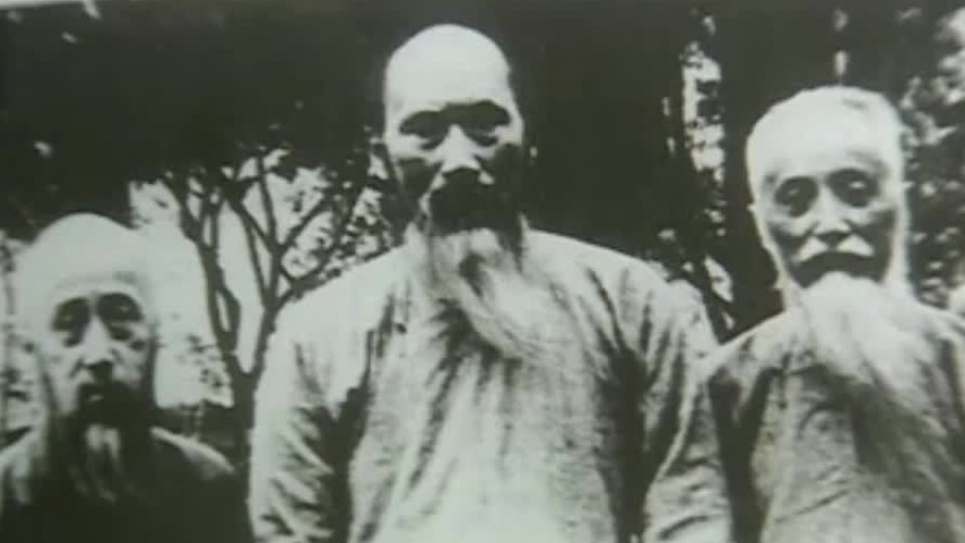 为了全体盟员的安危,1947年张澜迫于无奈签发了民盟解散令_凤凰网视频_凤凰网