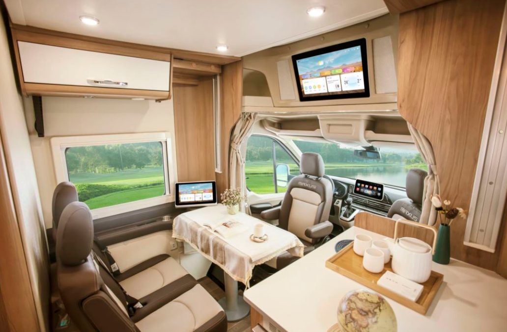 c型房车选上汽大通maxus生活家v100山居版带你智享美好房车生活