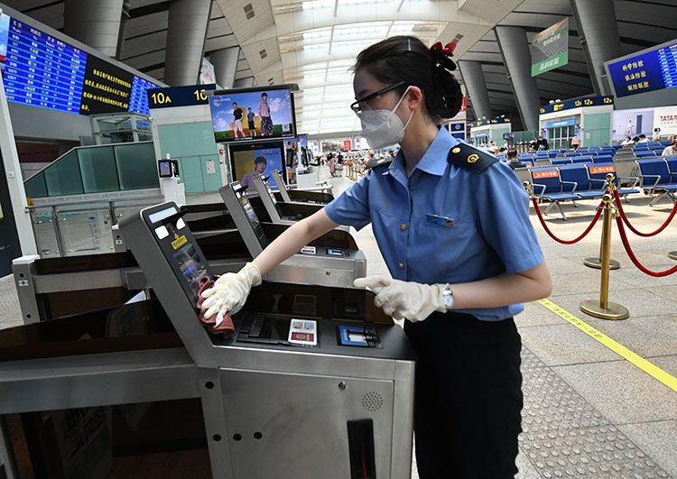 丰台提级管控后，北京南站、西站正常运营并加强疫情防控