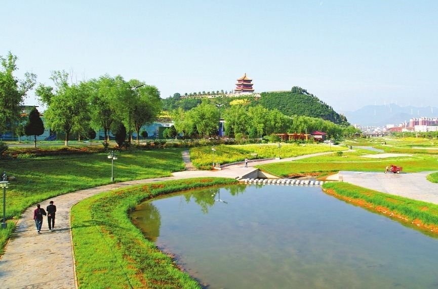 清水绿岸 鱼翔浅底