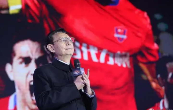 力帆集团董事长尹明善