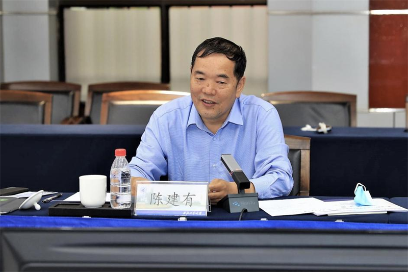 "科研育人理论探索与实践"分论坛由校党委常委,副校长何国强,校长助理