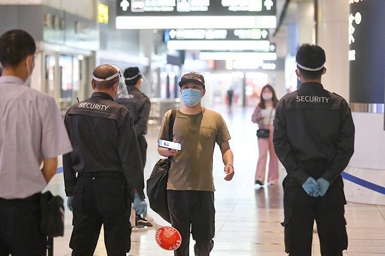 丰台提级管控后，北京南站、西站正常运营并加强疫情防控