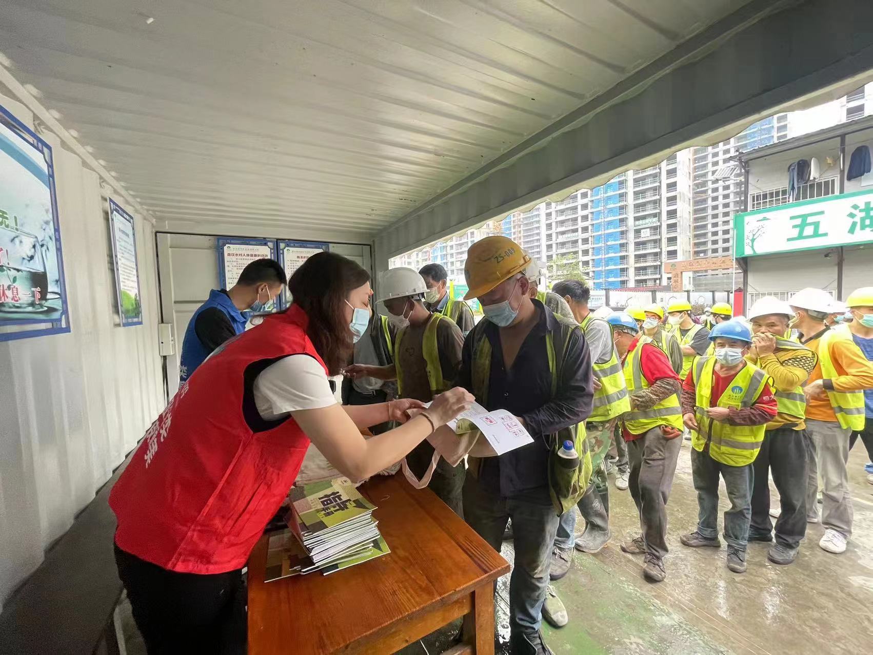 “检查+宣传” 鄞州推动建筑工地垃圾分类