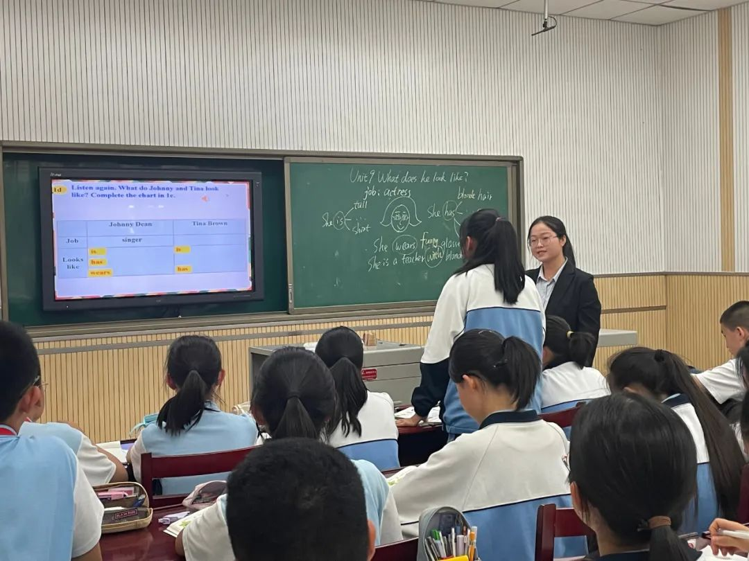 西安经开第一学校举行英语组新进教师汇报课展示活动