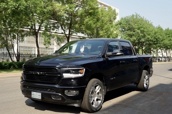 2022款道奇公羊运动版天津港现车56万起