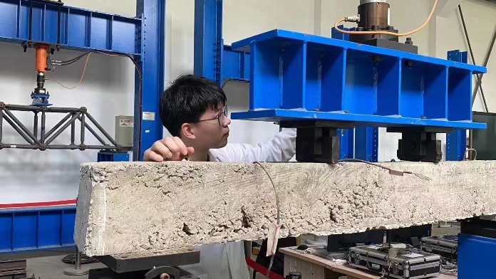 江西科技学院清废除碳团队助力建材行业“绿色蜕变”