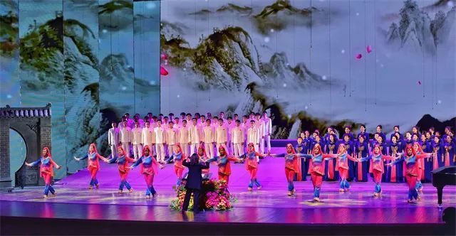 春绿陇原谱新曲花儿是咱心上话唱响黄河之滨