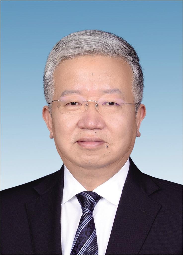 尹弘率新班子亮相 常委们的简历来了